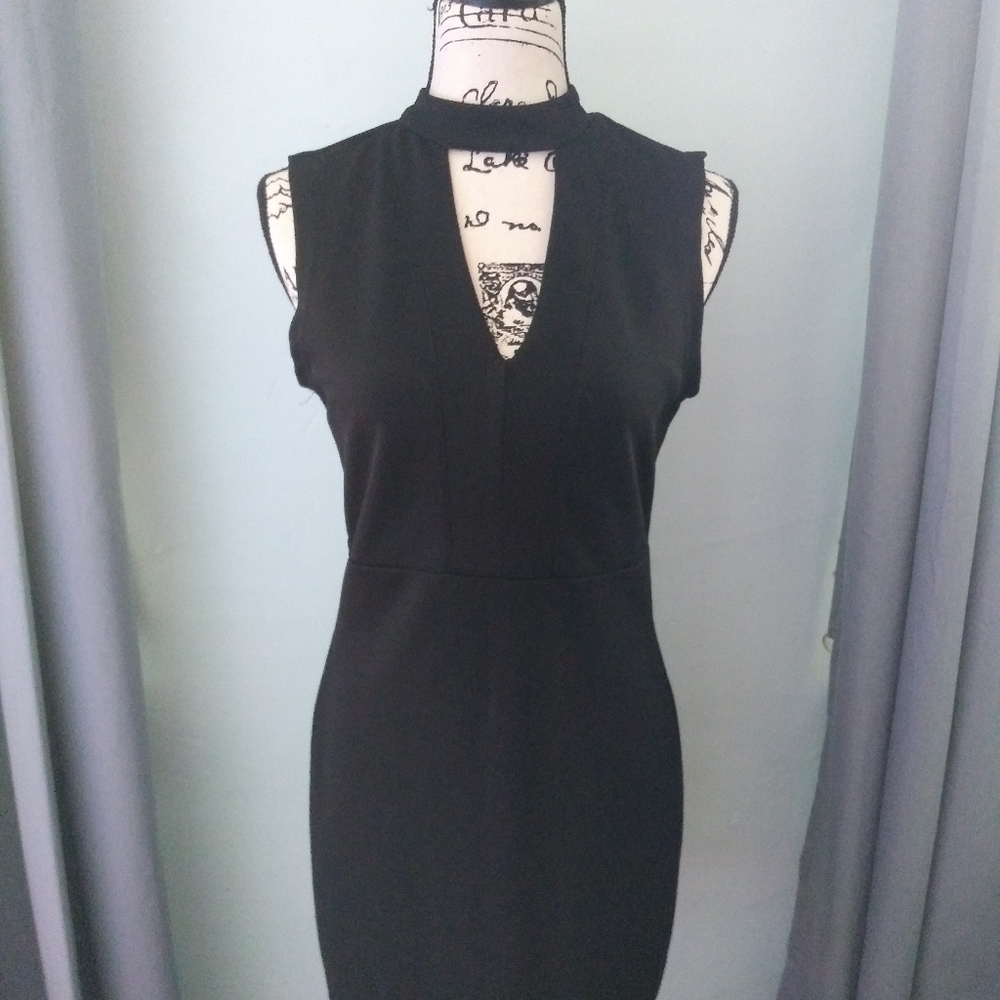 No Boundaries black sleeveless dress